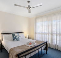 Dolphin Sands Holiday Cabins - Go Out