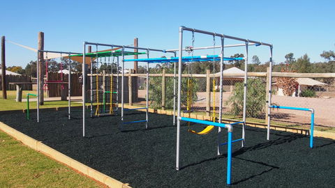 Dubbo Rhino Lodge - Pubs and Clubs 2