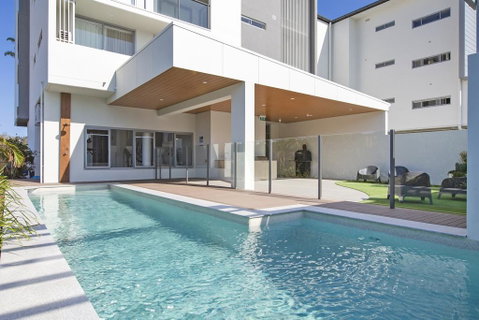 Dune Beachfront Apartments - Go Out 1