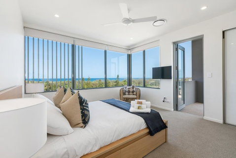 Dune Beachfront Apartments - Go Out 0