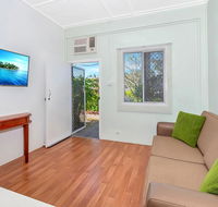 Easy Going Holiday Unit On McKenzie MK5 - Go Out