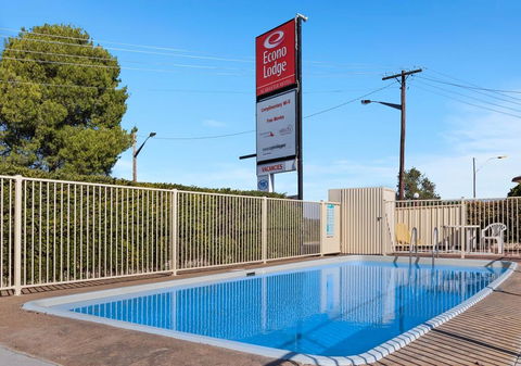 Econo Lodge Alabaster - Cowra - Pubs and Clubs 3