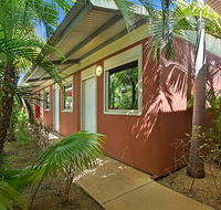 Econo Lodge Karratha - Pubs and Clubs