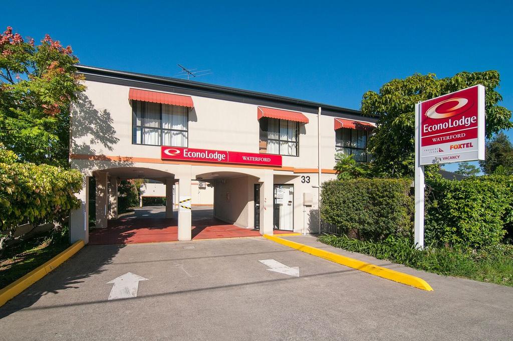 Waterford QLD Pubs and Clubs