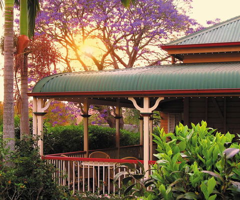 Eden House Retreat - Go Out 2