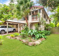 Edge Hill Holiday Home / Cairns - Go Out