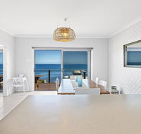 Elanora - Ocean St No.8 - Go Out