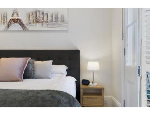 Elegant Renovated Terrace Close To City - Go Out 2
