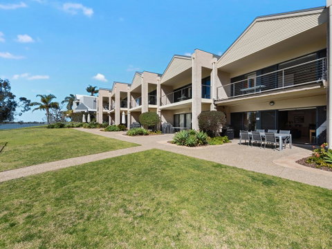ELSINOR Townhouse 6 Mulwala - Go Out 1