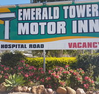 Emerald Tower Motor Inn - Go Out