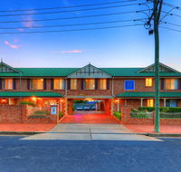 Endeavour Court Motor Inn - Pubs and Clubs