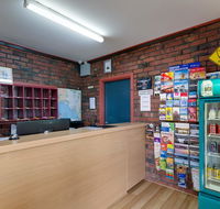 Enfield Motel - Pubs and Clubs