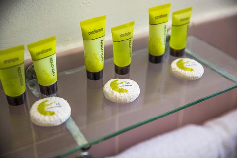 Esplanade Hotel Adelaide - Pubs and Clubs 1