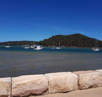 Ettalong Beach motel - Pubs and Clubs