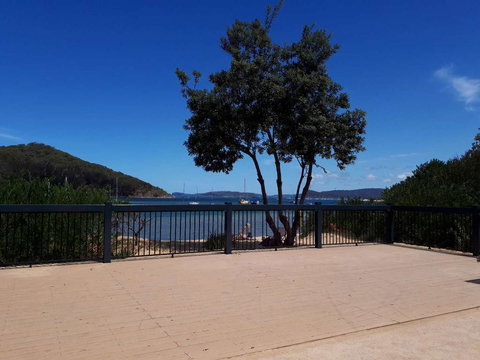 Ettalong Beach Motel - Go Out 2