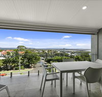 Exquisite Penthouse with views to Laguna Bay - Unit 3 Taralla 18 Edgar Bennett Avenue - Pubs and Clubs