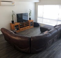 Falcon Bay 4x4 Townhouse - Pubs and Clubs