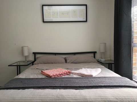 Farm Guests House - Pubs and Clubs 2