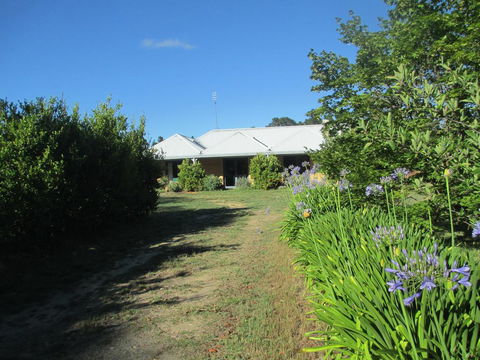 Ferndale B&B - Go Out 2