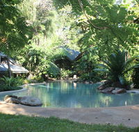 Ferntree Rainforest Lodge - Pubs and Clubs