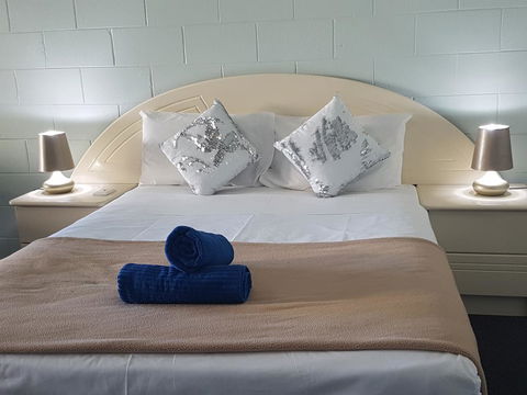 Fitzroy Motor Inn - Pubs and Clubs 3