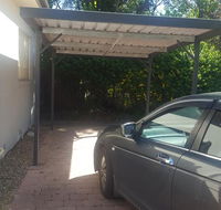 Flat in heart of Griffith - Go Out