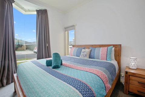Flip Flop Retreat - Go Out 2