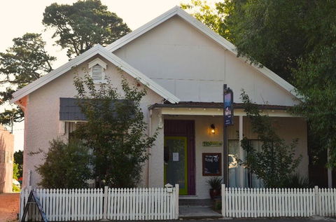 Flying Fox Backpackers - Pubs and Clubs 0