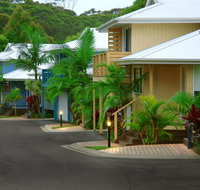 Flynns on Surf Beach Villas - Go Out