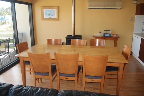 Gabbadah Beach House - Pubs and Clubs 3