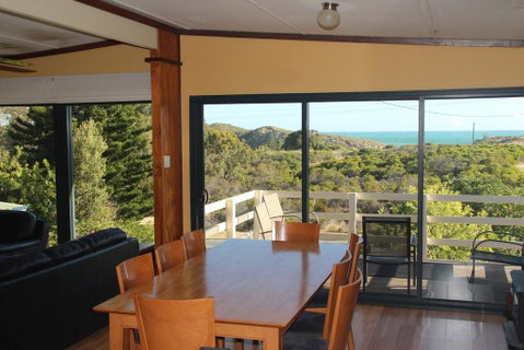 Gabbadah Beach House - Pubs and Clubs 1