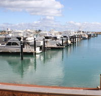 Geraldton Holiday Unit - Pubs and Clubs