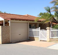 Geraldton Luxury Retreat 2 - Pubs and Clubs