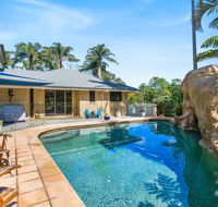 Getaway Haven in the Noosa surrounds - Pubs and Clubs