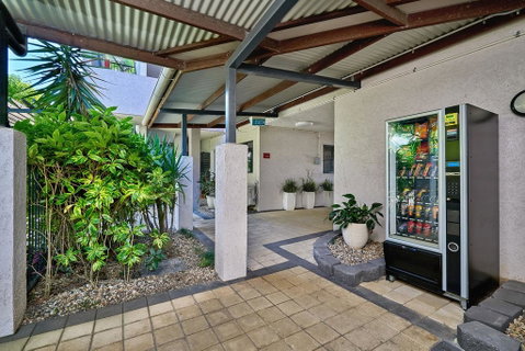 Getaway On Grafton - Pubs and Clubs 3