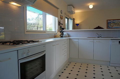 Glan Mor - Pubs and Clubs 3