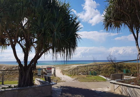 Gold Coast Airport Motel - Closest Privately Owned Accommodation To The GC Airport - Pubs and Clubs 1