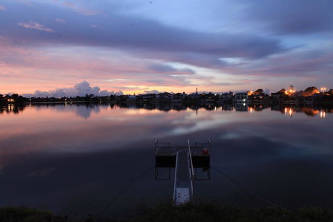 Gold Coast Mermaid Waters Duplex House - Pubs and Clubs 1