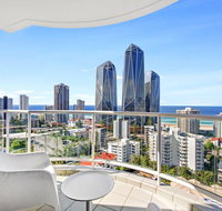 Gold Tower Private 2 Bedroom Dual Key - Pubs and Clubs