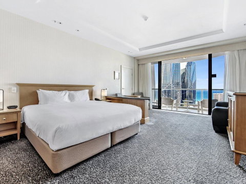Gold Tower Private Hotel Suite With Ocean Views - Pubs and Clubs 0