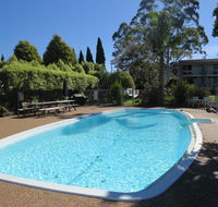 Golfview Lodge - Pubs and Clubs