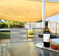Goolwa Blue Escape - WiFi - Pet-Friendly - Pubs and Clubs