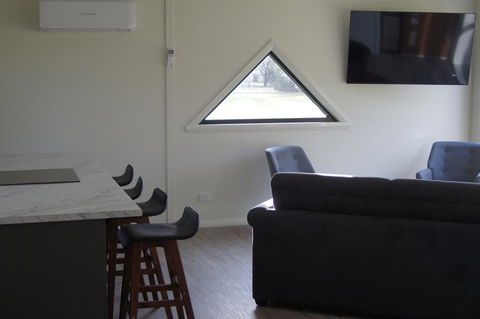 Goolwa Spa & River Retreat House - Pubs and Clubs 1