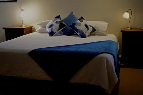 Goolwa Spa & River Retreat House - Pubs and Clubs 0