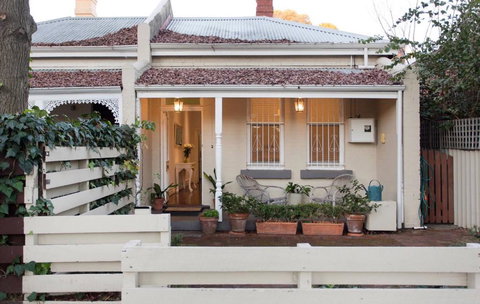 Gorgeous Subiaco Cottage - Pubs and Clubs 0