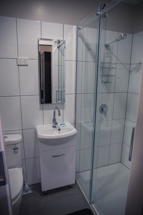 Grand Hotel Mount Morgan - Pubs and Clubs 3