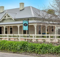 Grandview Accommodation - The Flaxley Apartments - Pubs and Clubs