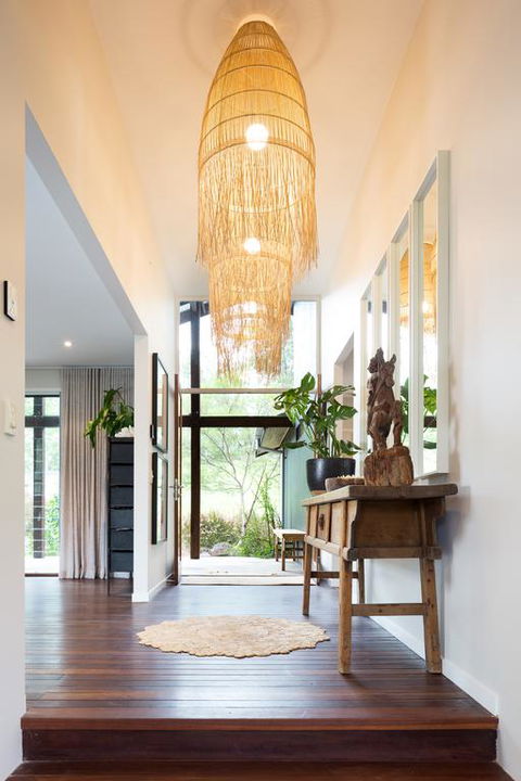 Grandview Retreat - Pubs and Clubs 3