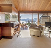 Grey Kangaroo- On Lake Jindabyne foreshore - Pubs and Clubs