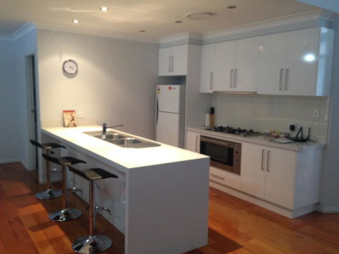 Griffith Prestige Apartments - Pubs and Clubs 2